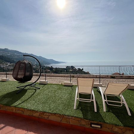 Agriturismo Un Mare Di Fiori Ventimiglia Exterior foto