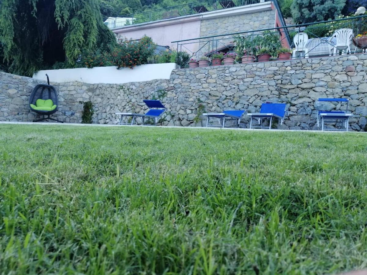 Agriturismo Un Mare Di Fiori Ventimiglia Exterior foto